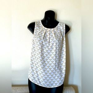 Worthington Sleeveless Blouse